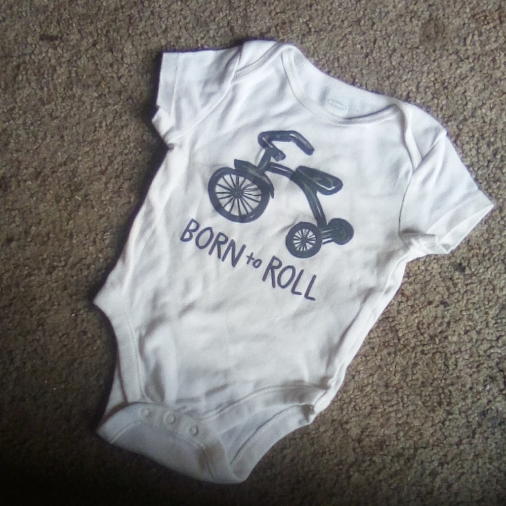 3-6 mon Old Navy Bodysuit